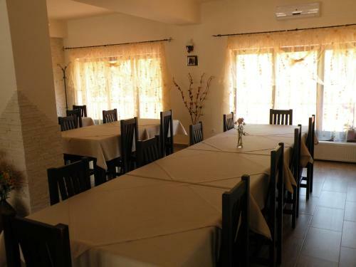 Hostal Pensiunea Roua Muntelui