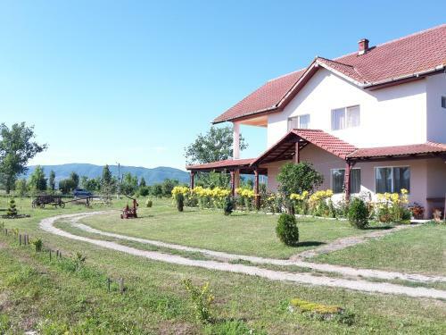 Hostal Vila Ivan