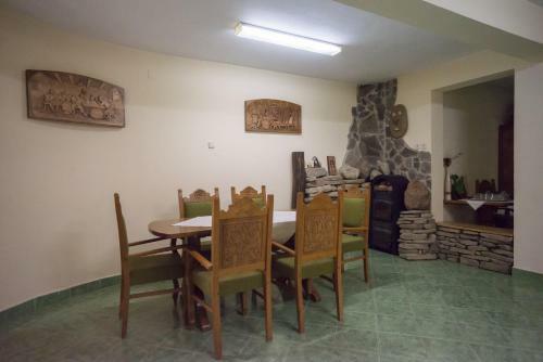 Hostal B�luci Panzi�