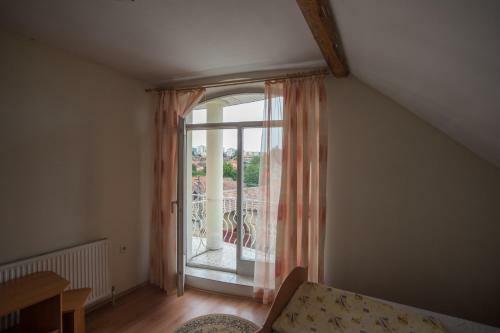 Hostal B�luci Panzi�