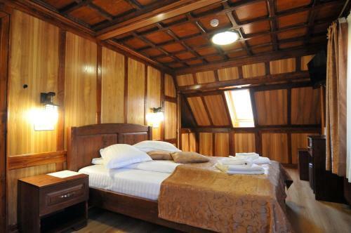 Hostal Pensiunea Manidum