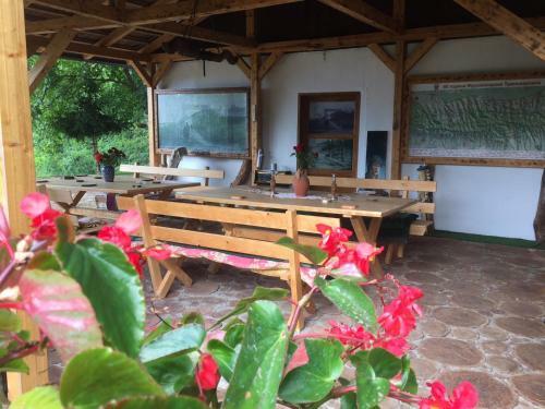 Guest House Mundzic- Sumski Mir