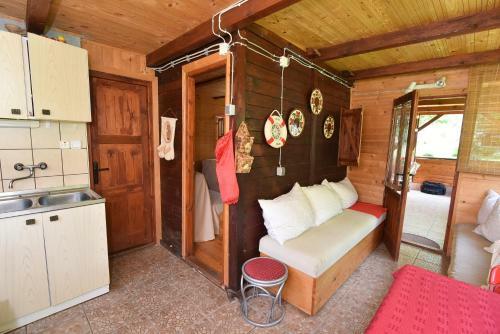 Lodge Sweet Wooden Home Krsmanovic