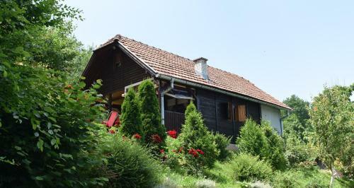 Lodge Sweet Wooden Home Krsmanovic