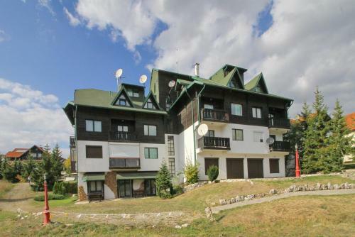 Apartman UNA