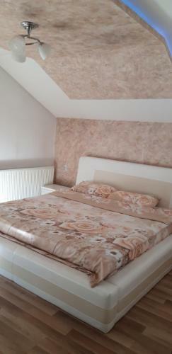 Apartments Holiday
