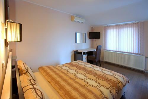 Hostal Guesthouse Vitez