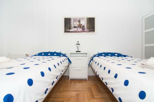 Ema Central Apartment