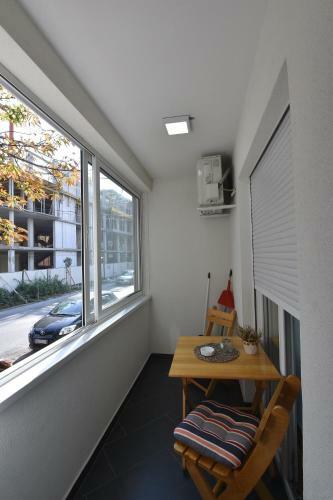 Apartment Sinisa With Garage