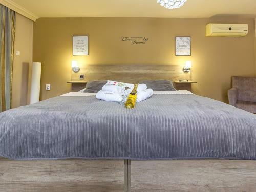 Hostal Plaza La Rooms