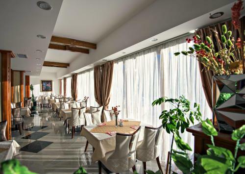 Hotel Iris