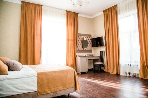 Hostal Sky Hotel