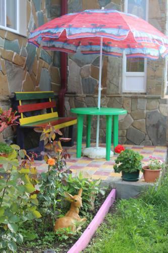 Hostal U Natalii Guest House