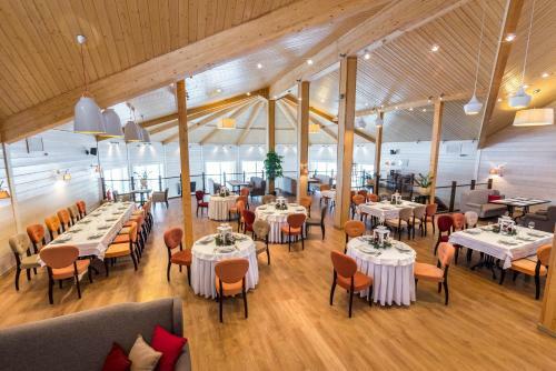 Hotel Vazuza Country Club