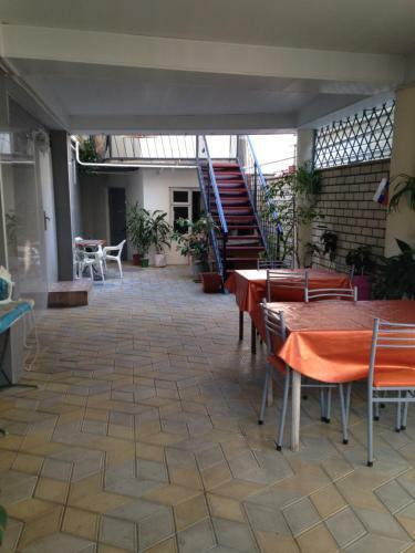 Hostal Guest House Komsomolskiy