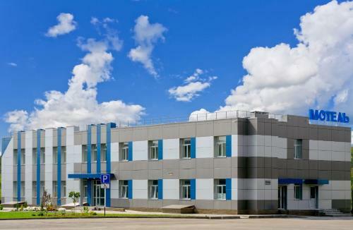 Hotel Cross Motel