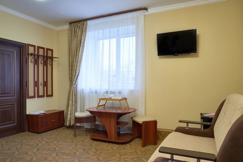 Hotel Extra