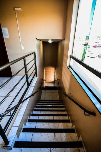 Hotel Calif�rnia
