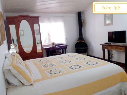 Hostal Pousada Casa Do Ipe Amarelo
