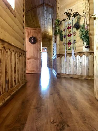 Hostal Guesthouse Konny Dvor Loschinino