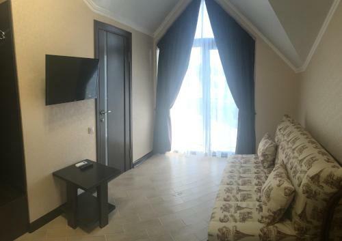 Hostal Elena Guest House