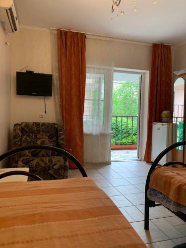 Hostal Elena Guest House