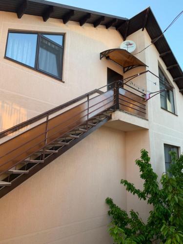 Hostal Elena Guest House