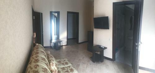 Hostal Elena Guest House