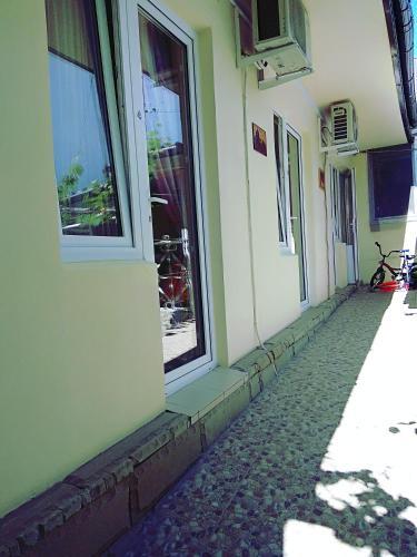 Hostal Mont