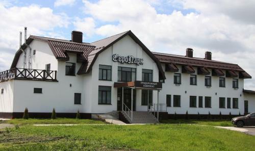 Posada Europark Inn