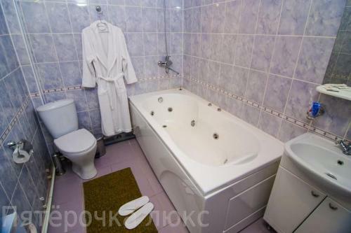 Hotel Pyaterochka Lux