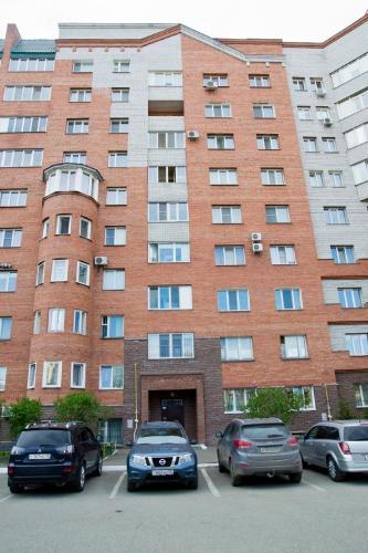 Rent-?????? Apartment On 25 Let Oktyabrya 11