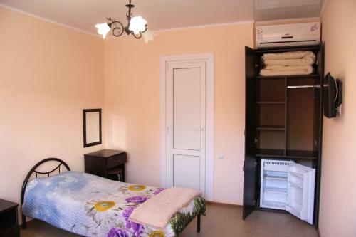 Hostal Guest House Elena