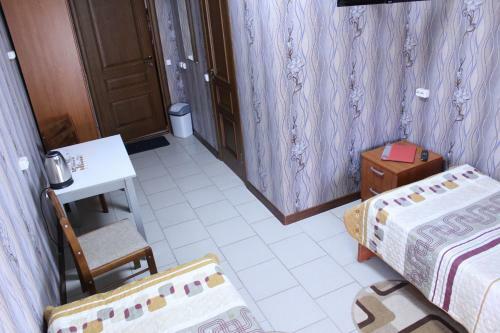 12 Mesyatsev Hotel