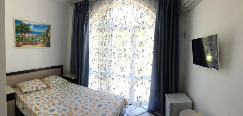 Hostal V Gostyah U Svetlany Guest House