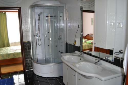 Hotel Pechora