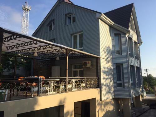 Hostal Provence Guest House