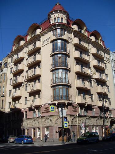 Apartment Vosstaniya 42