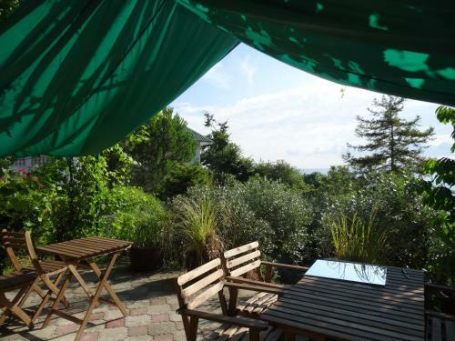 Hostal Guesthouse Alisa
