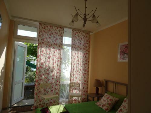 Hostal Guesthouse Alisa