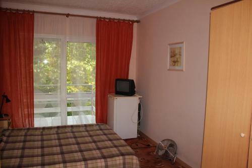 Hostal Guesthouse Alisa