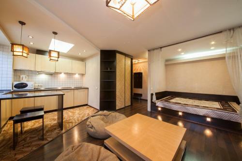 Apartment On Kirova 10