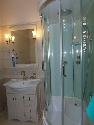 Hotel Serebryaniy Wek
