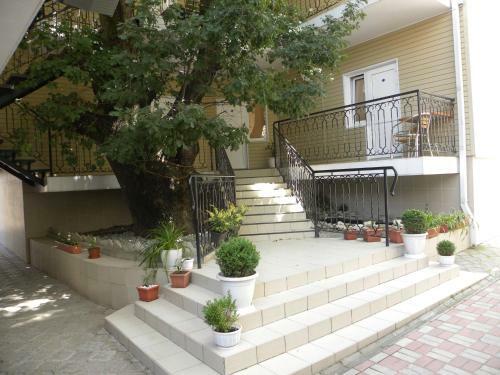 Hostal Lukomorie Guest House