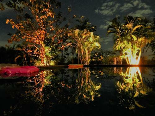 Hotel Bamboo Hideaway Resort