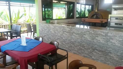 Hostal Mr.house Resort