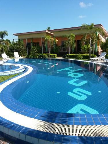 Hostal Mr.house Resort