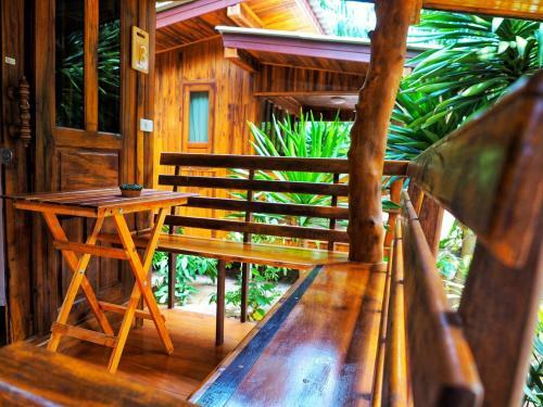 Hotel Baansuan Resort