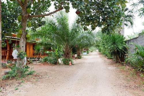 Hotel Baansuan Resort