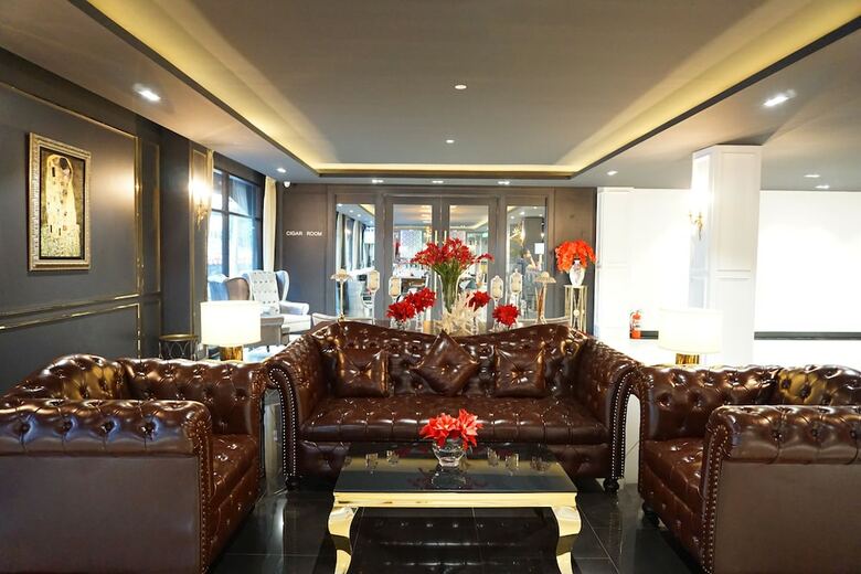 Taris Art Hotel Phrae